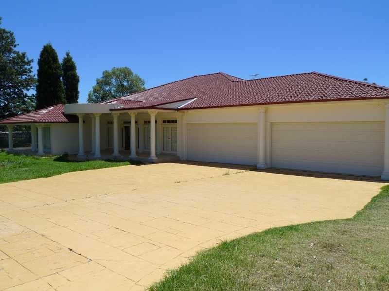 97 Glenhaven Rd, Glenhaven NSW 2156