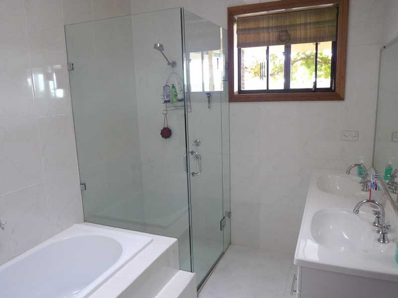 11 Robson Rd, Kenthurst NSW 2156