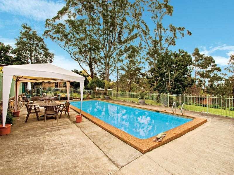 11 Lang Road, Kenthurst NSW 2156