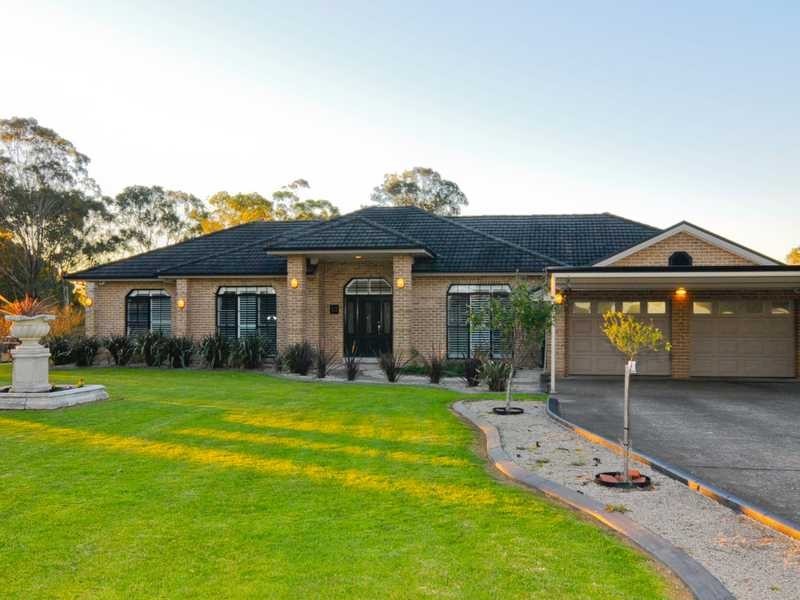 83 Menin Road, Oakville NSW 2765