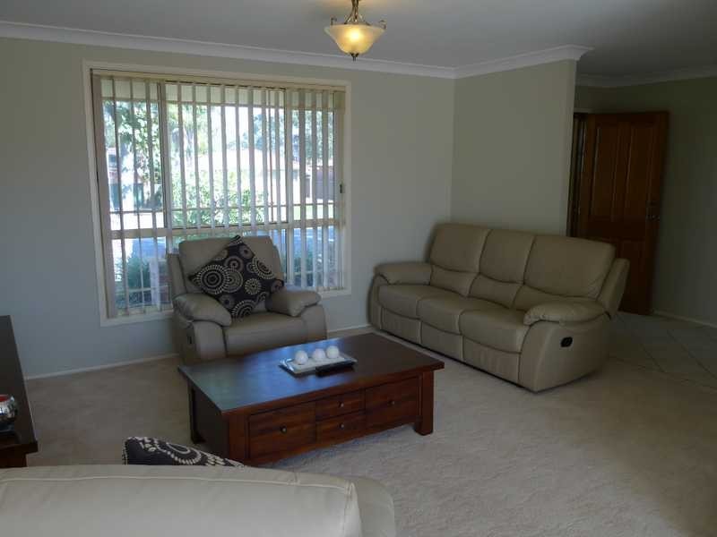 11 Wolseley Road, Mcgraths Hill NSW 2756