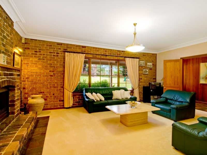 13 Porters Road, Kenthurst NSW 2156