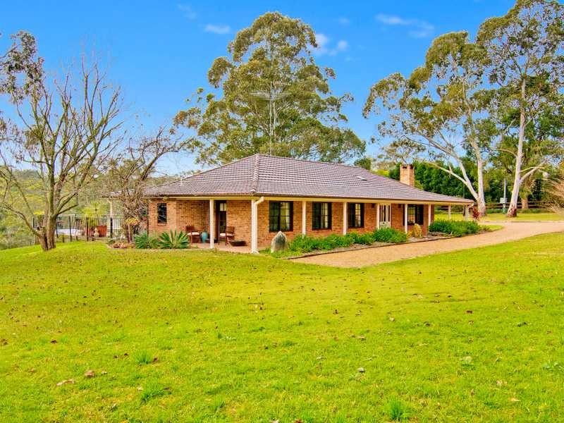 13 Porters Road, Kenthurst NSW 2156