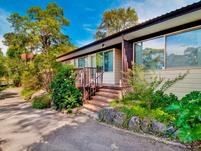 8 Lukas Avenue, Kenthurst NSW 2156