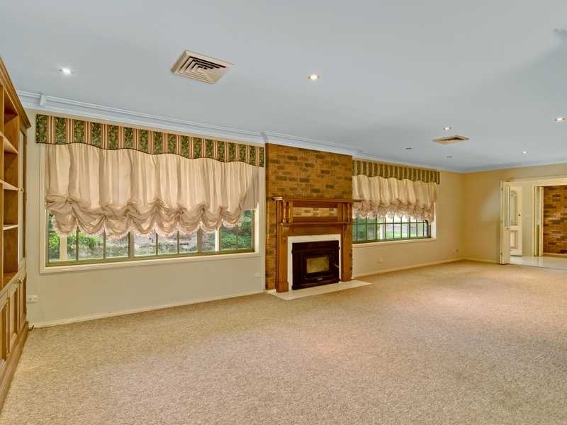 58 Hanckel Rd, Oakville NSW 2765