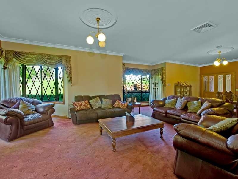 5 Murray Park Rd, Kenthurst NSW 2156