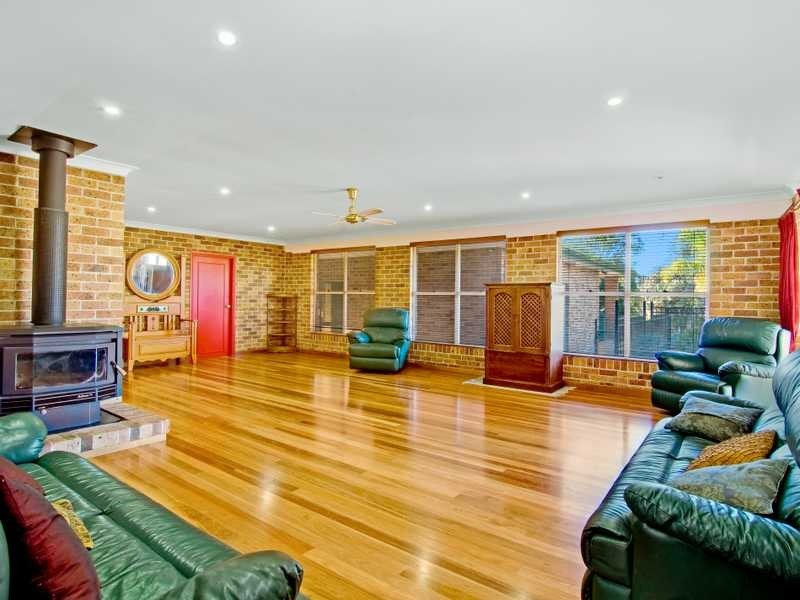 55 Hanckel Rd, Oakville NSW 2765