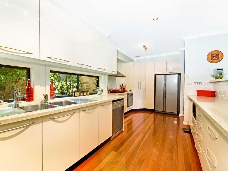 11 Binalong Road, Kenthurst NSW 2156