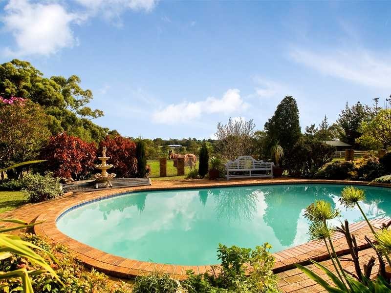 8 Yarrabin Road, Kenthurst NSW 2156