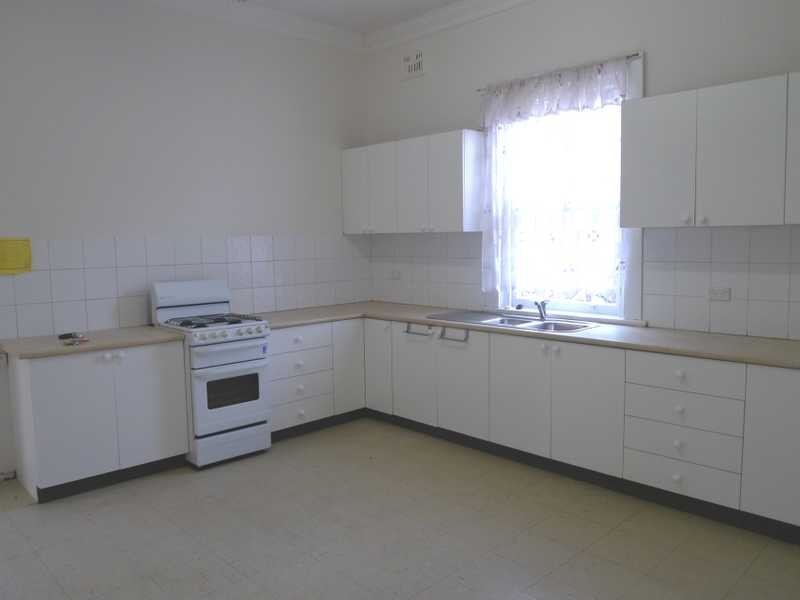 10 Rutledge St, Eastwood NSW 2122