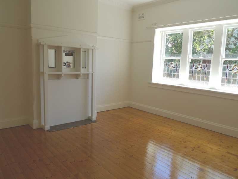 10 Rutledge St, Eastwood NSW 2122