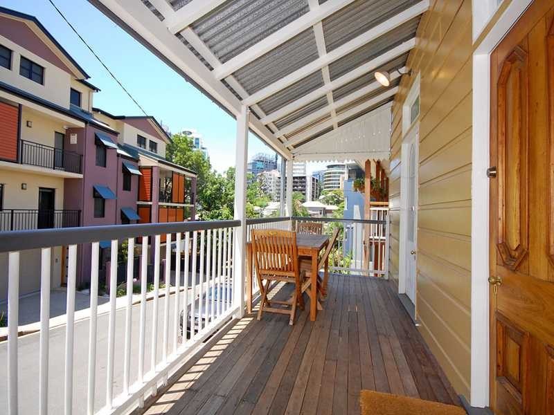 34 Terrace Street, Spring Hill QLD 4000