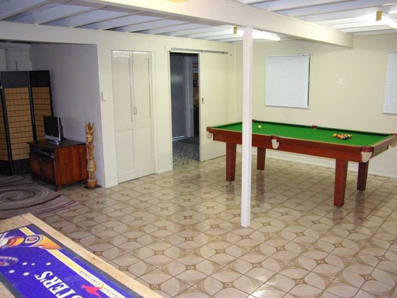 Flinders View QLD 4305