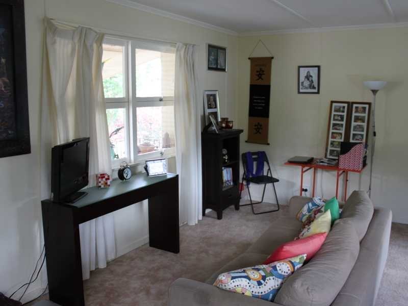4 Carter Street, North Ipswich QLD 4305