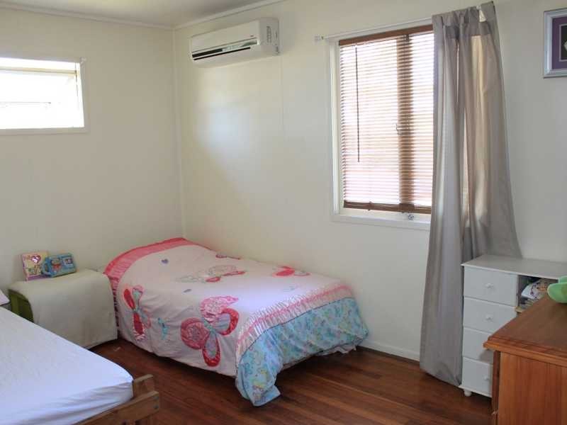 32 Price Street, Riverview QLD 4303