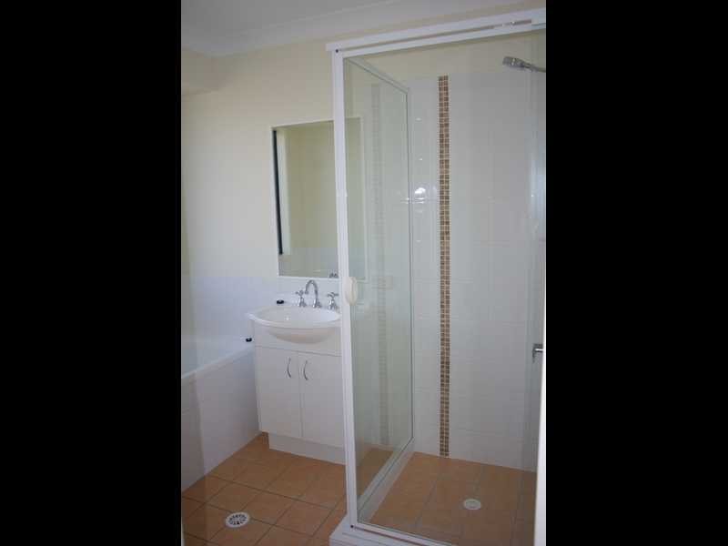 92 Jacaranda Drive, Yamanto QLD 4305