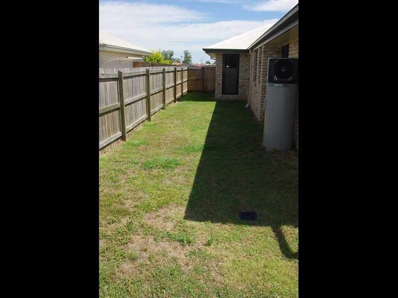 92 Jacaranda Drive, Yamanto QLD 4305