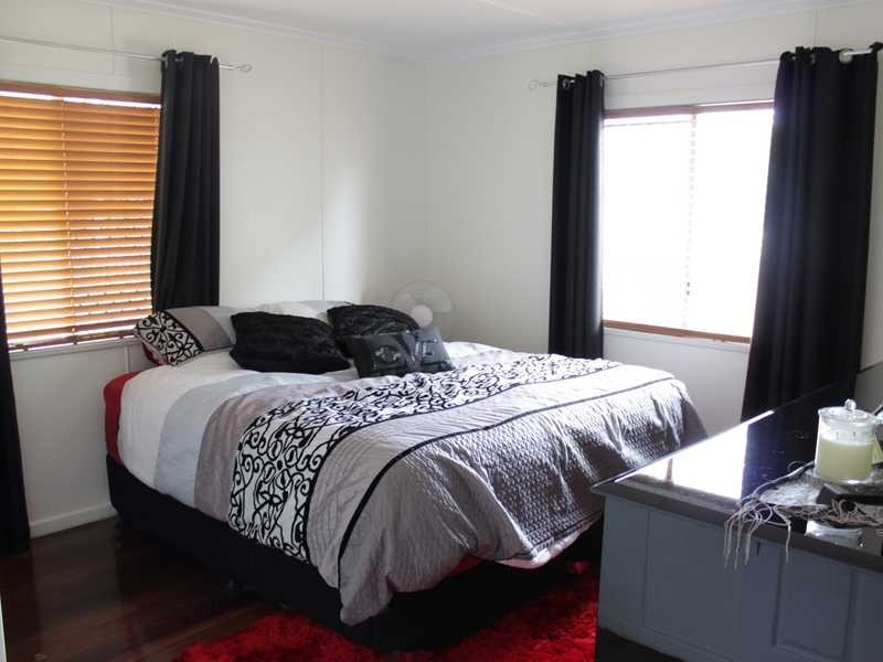 1 Holt Street, Brassall QLD 4305