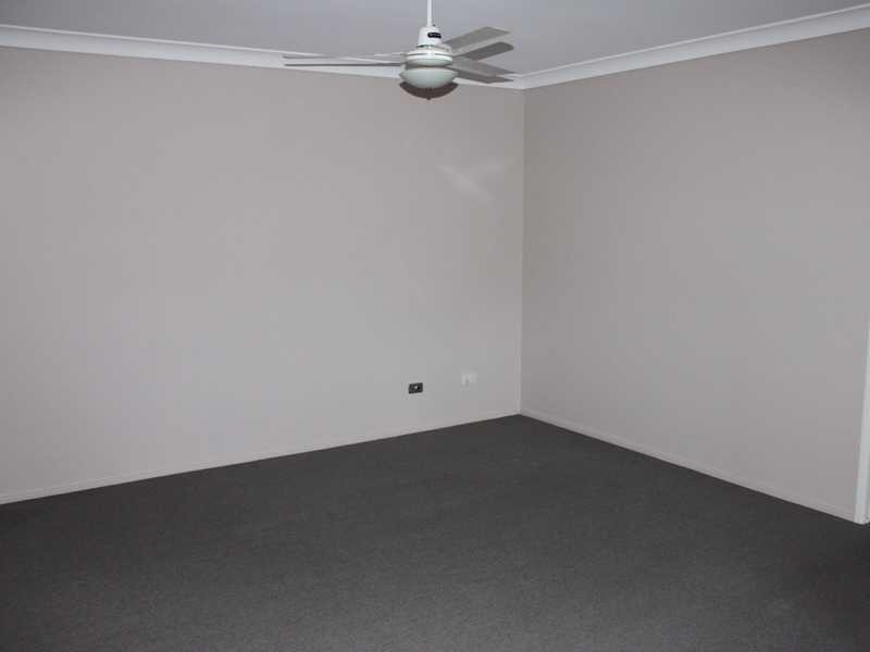 15 Kelso Close, Yamanto QLD 4305