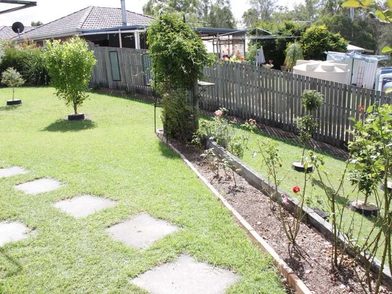 15 Kelso Close, Yamanto QLD 4305