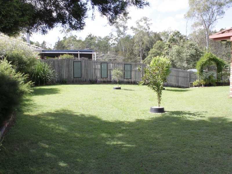 15 Kelso Close, Yamanto QLD 4305