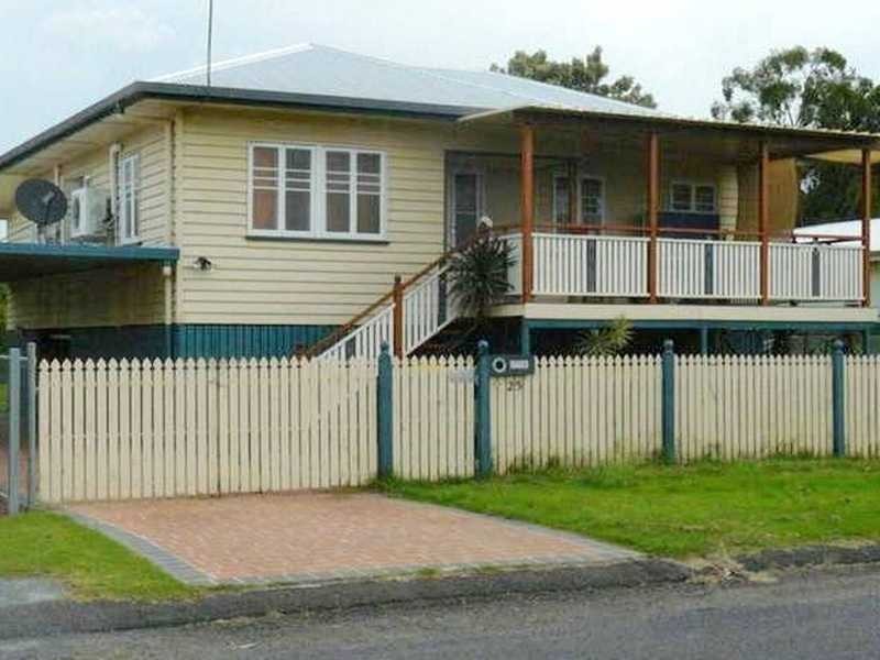 25 Videroni Street, Silkstone QLD 4304