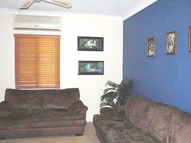 25 Videroni Street, Silkstone QLD 4304