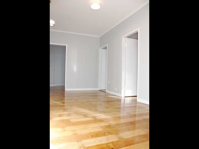 Unit 2/52 Old Toowoomba Road, One Mile QLD 4305