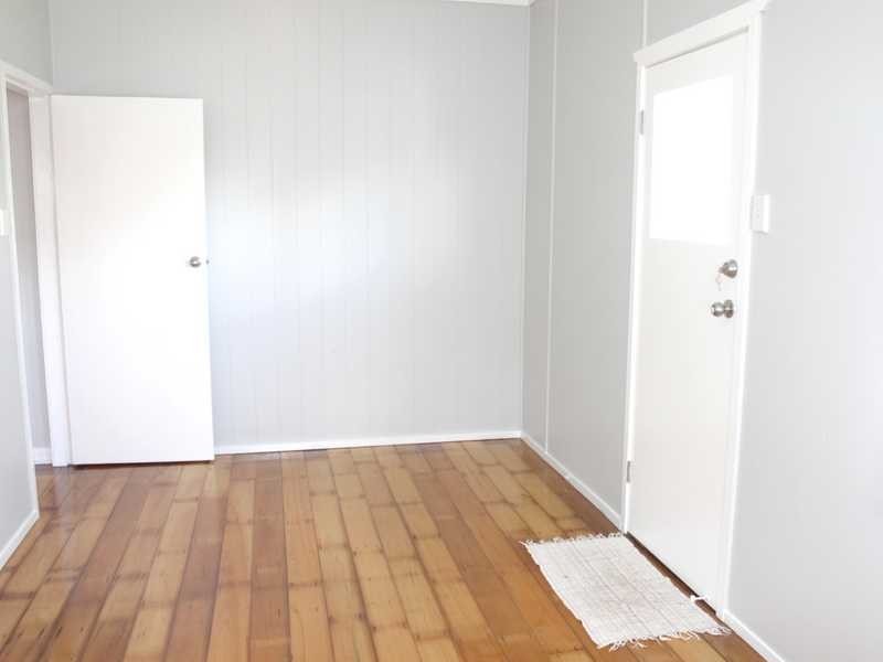 Unit 2/52 Old Toowoomba Road, One Mile QLD 4305