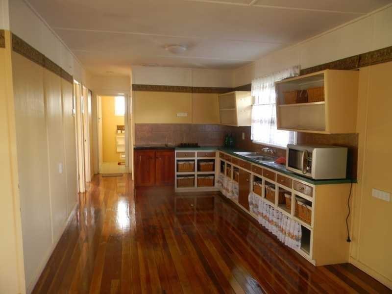 44 Leslie Street, East Ipswich QLD 4305