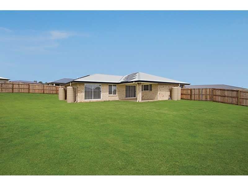 14 Petal Place, Yamanto QLD 4305