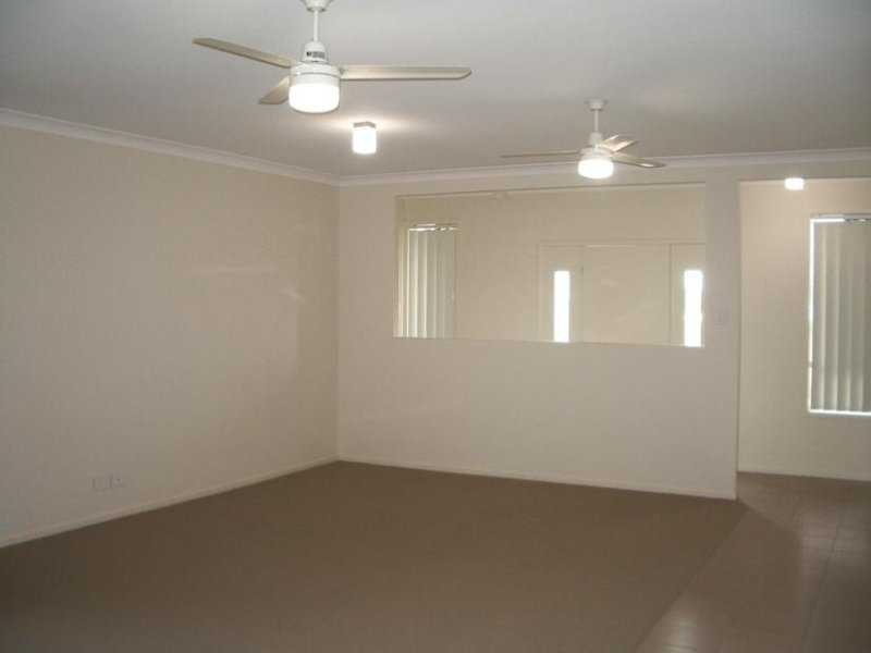 16 Iris Court, Yamanto QLD 4305