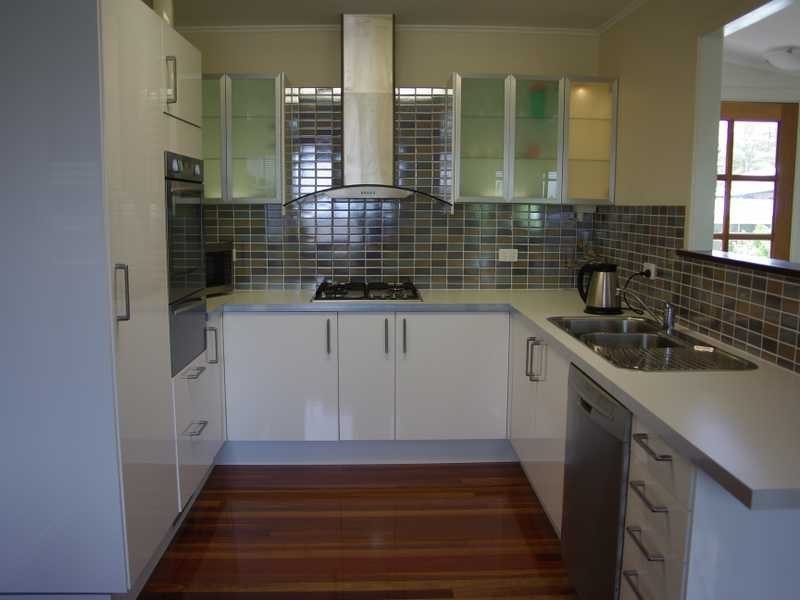 24 Nile Street, Riverview QLD 4303
