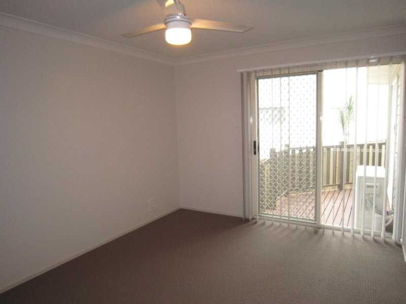 Unit 2/2E Thompson Street, Bundamba QLD 4304