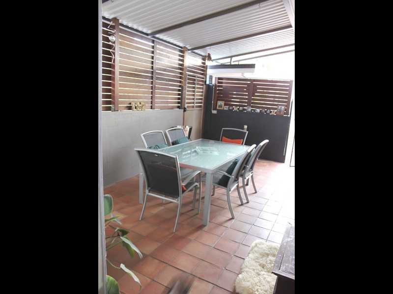 75 Whitehill Road, Eastern Heights QLD 4305