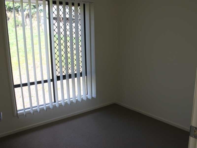 94 High Street, Blackstone QLD 4304
