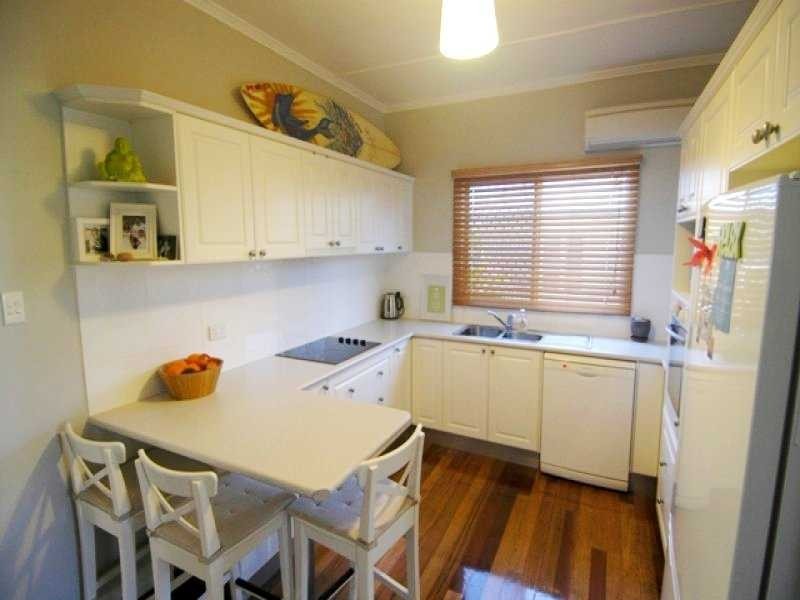 194 Glebe Road, Silkstone QLD 4304