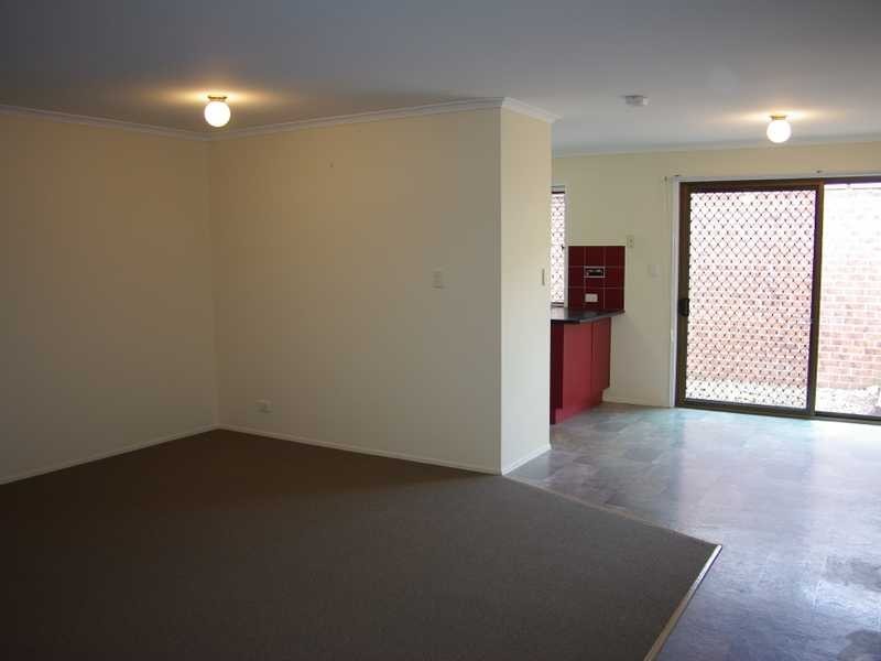 1 Quando Close, Yamanto QLD 4305