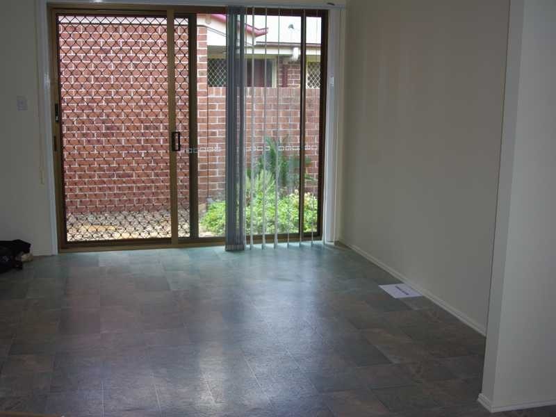 1 Quando Close, Yamanto QLD 4305