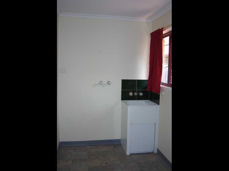 1 Quando Close, Yamanto QLD 4305