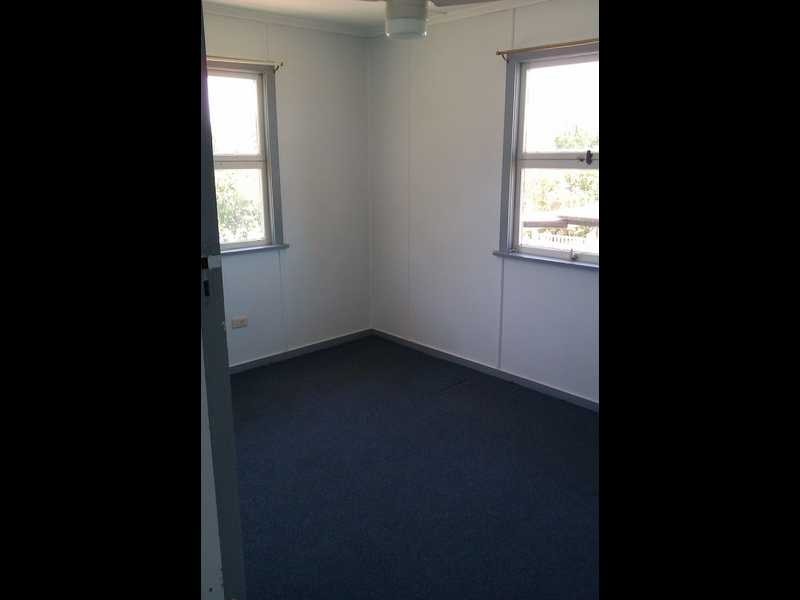 1 Carter Street, North Ipswich QLD 4305