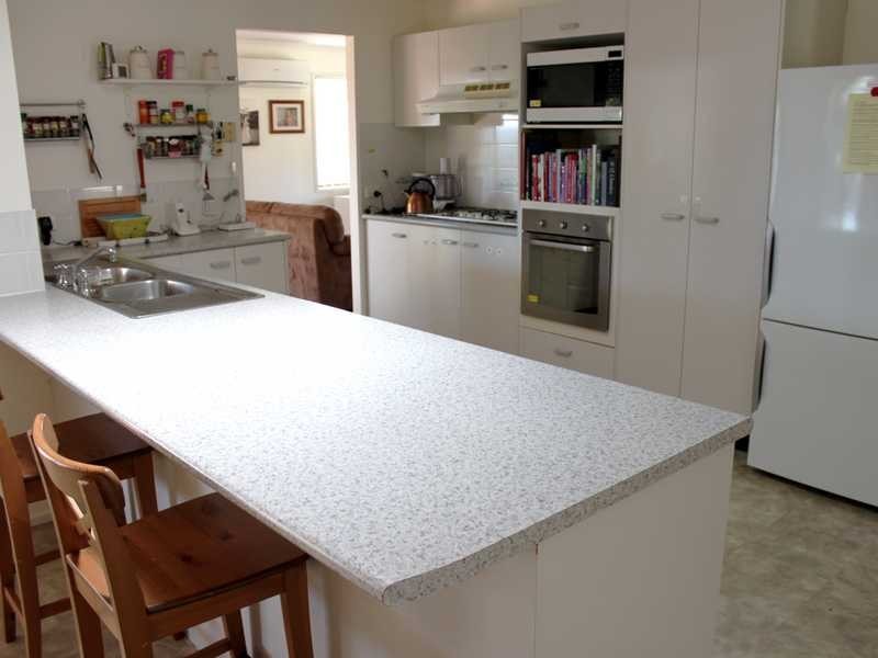 17 Challenger Avenue, Flinders View QLD 4305