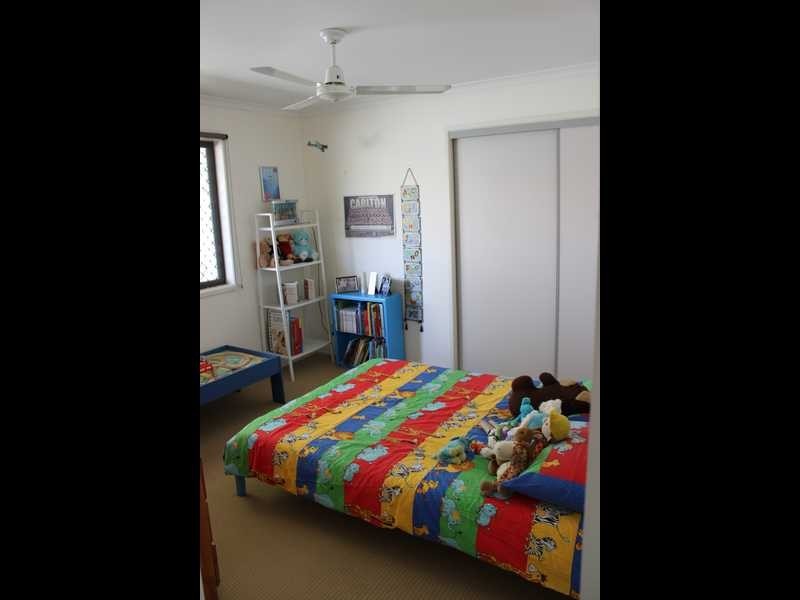 17 Challenger Avenue, Flinders View QLD 4305