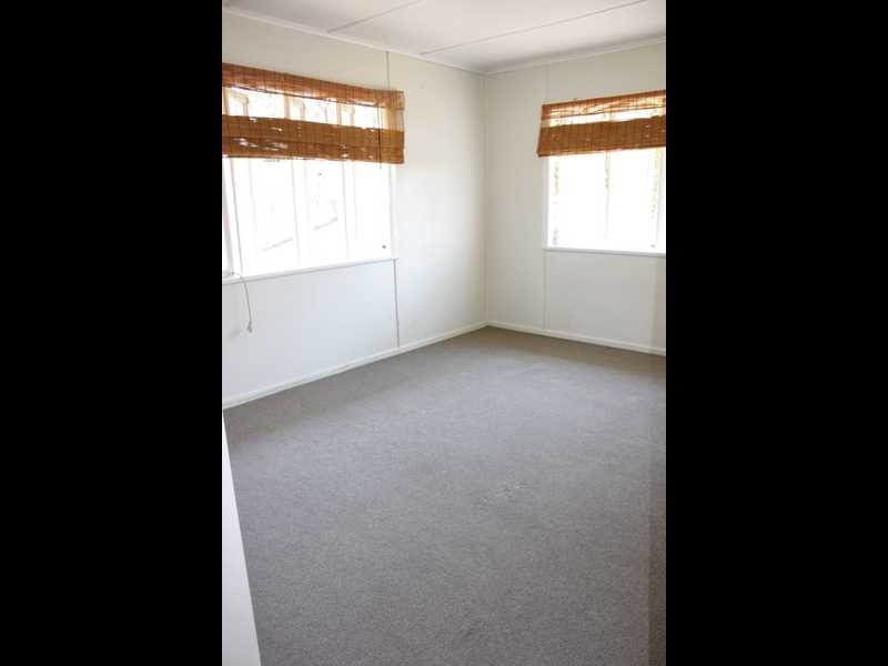 3 Ware Street, North Ipswich QLD 4305