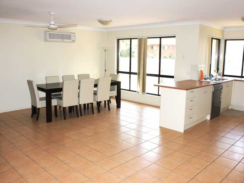 30 Angela Place, Yamanto QLD 4305