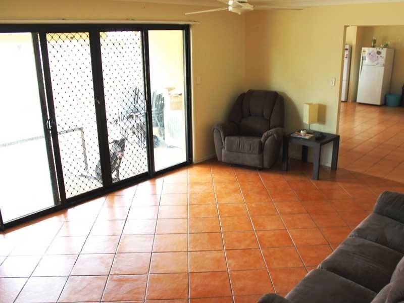 30 Angela Place, Yamanto QLD 4305