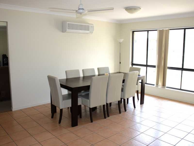 30 Angela Place, Yamanto QLD 4305