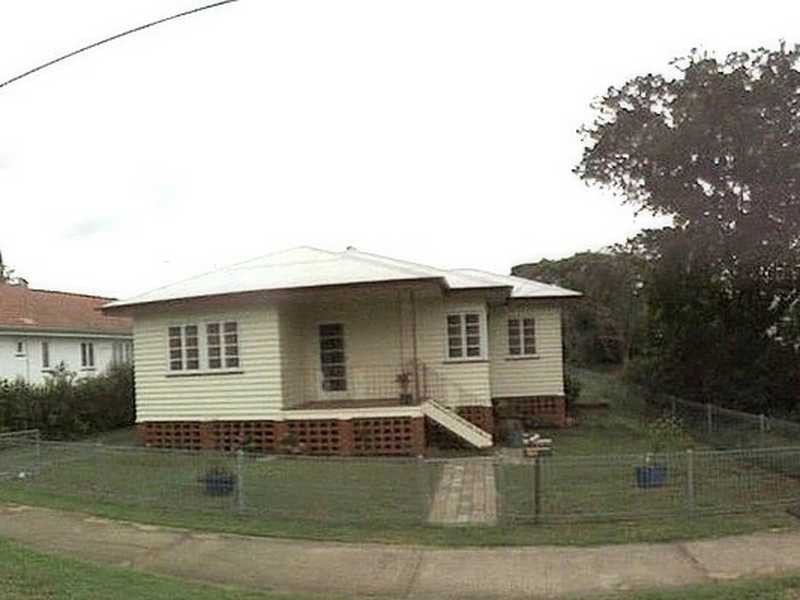 122 Jacaranda Street, North Booval QLD 4304