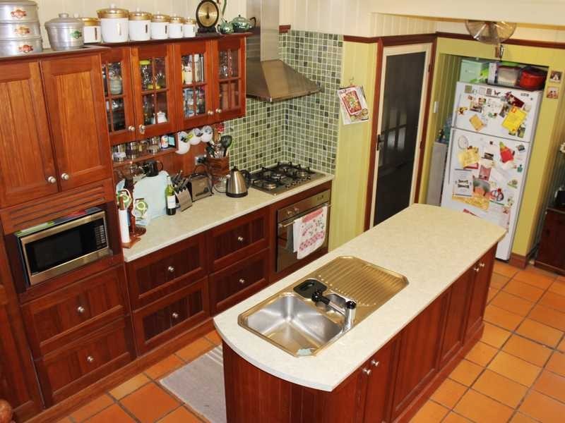 66 Thorn Street, Ipswich QLD 4305