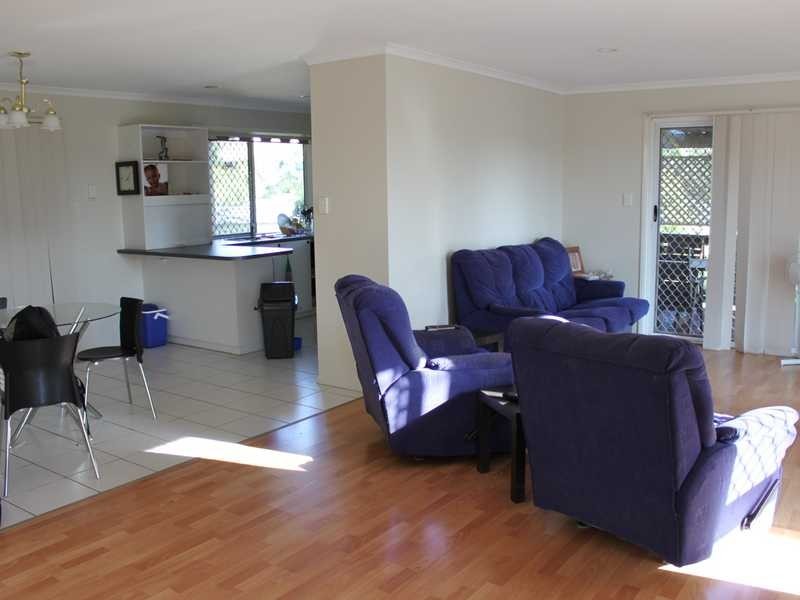 30 Lorrikeet Street, Bundamba QLD 4304